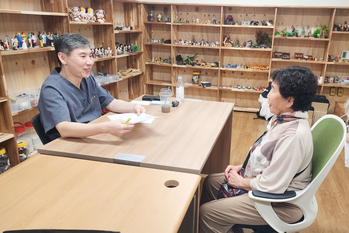 滕哈赫：利物浦阵容成熟且经验丰富 我们仍处于转型期