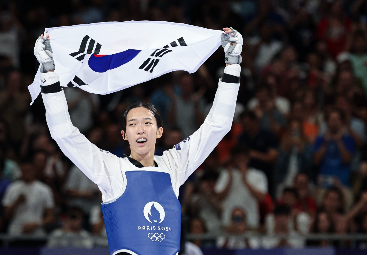 ⚽欧冠战报：福登传射京多安+哈兰德+麦卡特破门 曼城4-0大胜布拉迪斯拉发