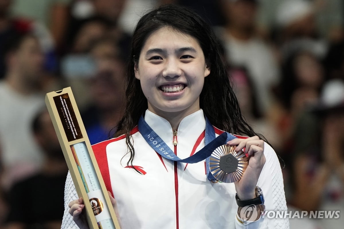 数据机构分析罗德里获奖原因：曼城中场真核 他不在场球队胜率将下降20%