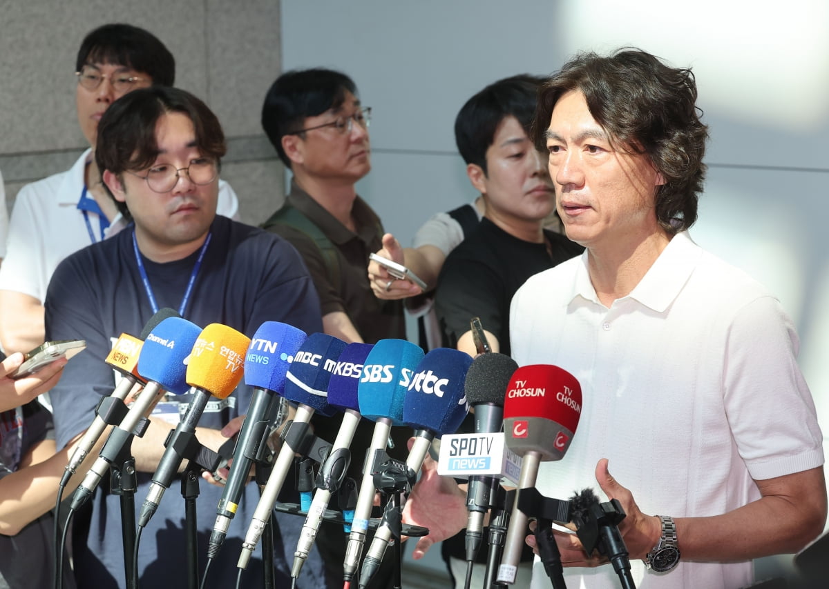 多特1-1战平拜仁，本赛季主场全胜纪录终结