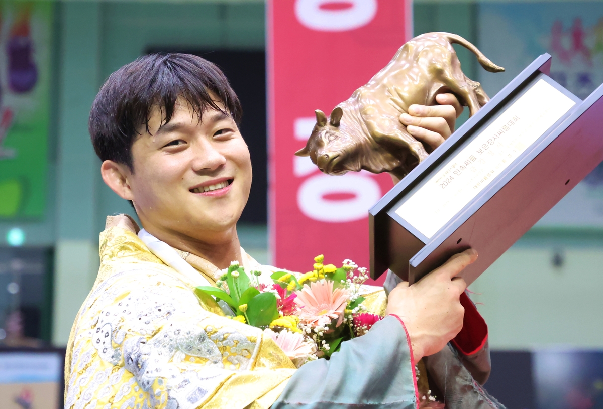 扎卡：被阿森纳球迷狂嘘对我家人造成巨大伤害 加盟勒沃库森是对我的一种解脱