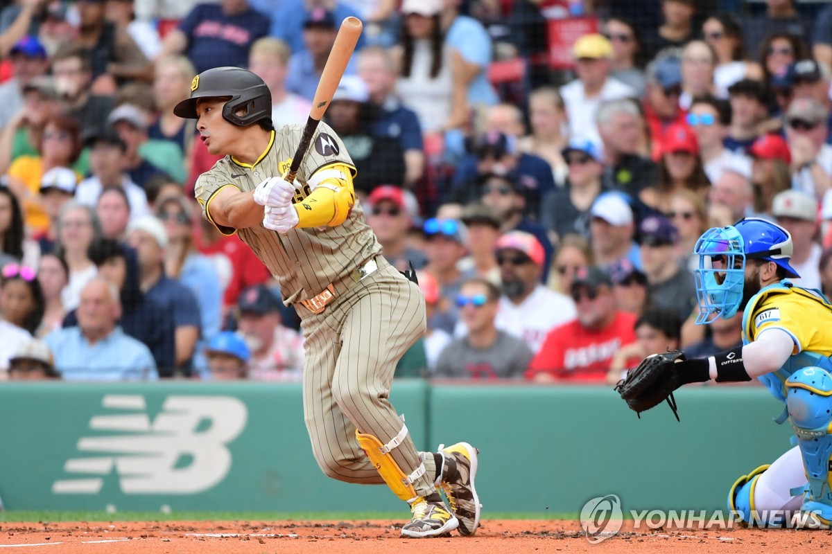 孔塞桑人球分过小角度破门 尤文3-2领先莱比锡