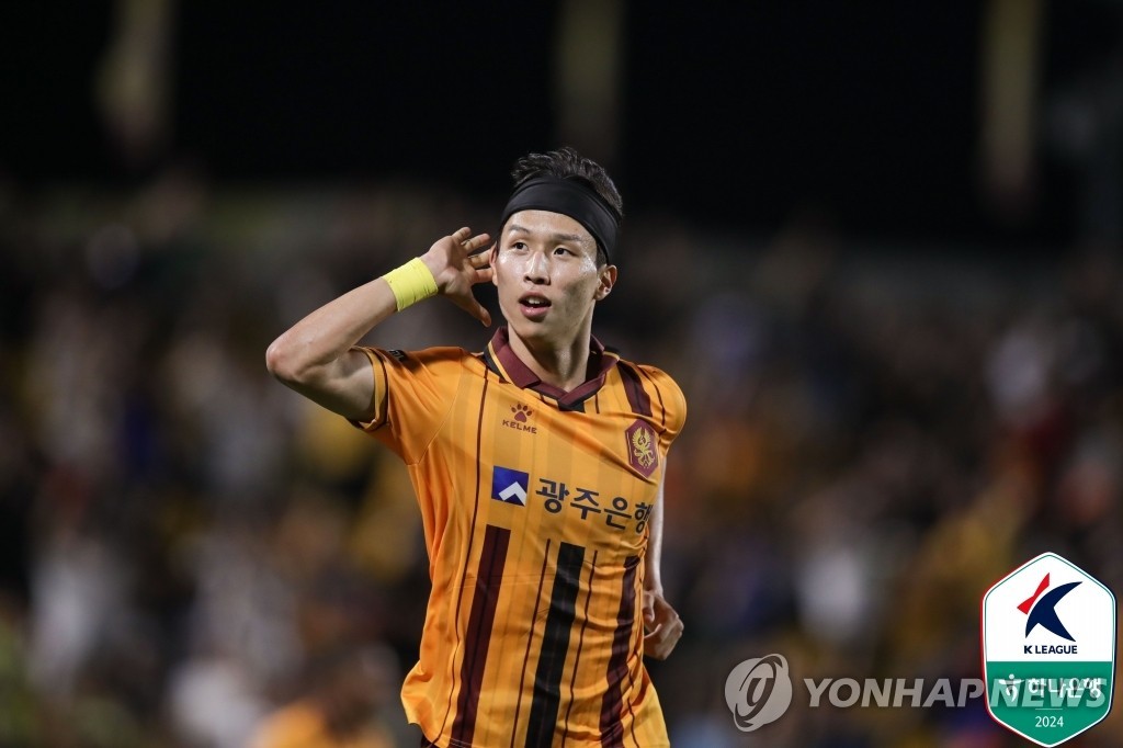 毛克破门，阿德莱德联暂2-1悉尼FC