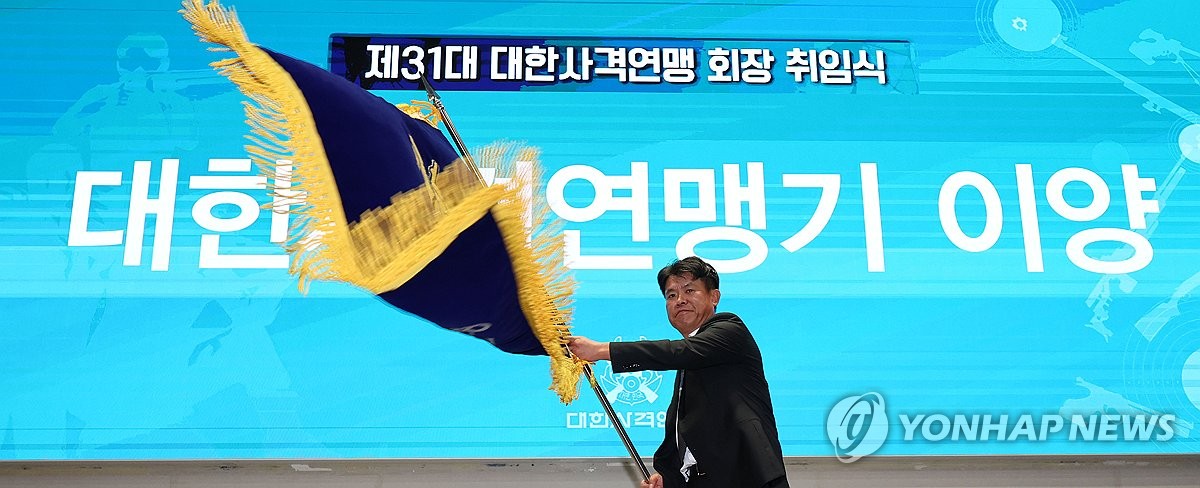 德容恩：我们很无奈一直得势不得分，平局的结果令人遗憾