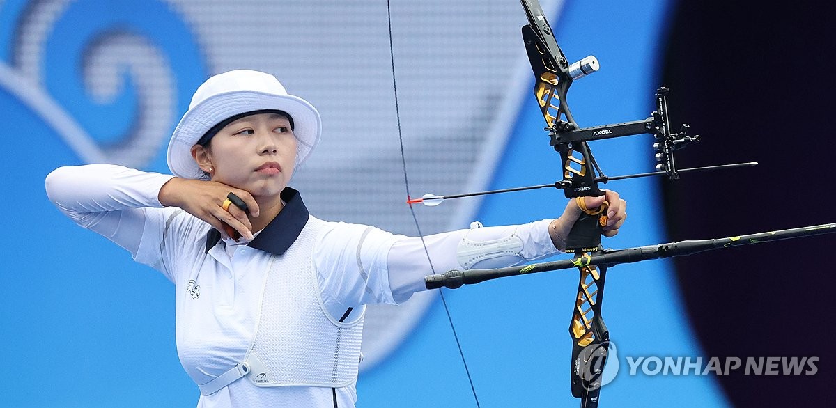 记者谈蓝军首发：凯塞多可能踢右后卫，恩佐、拉维亚搭档中场