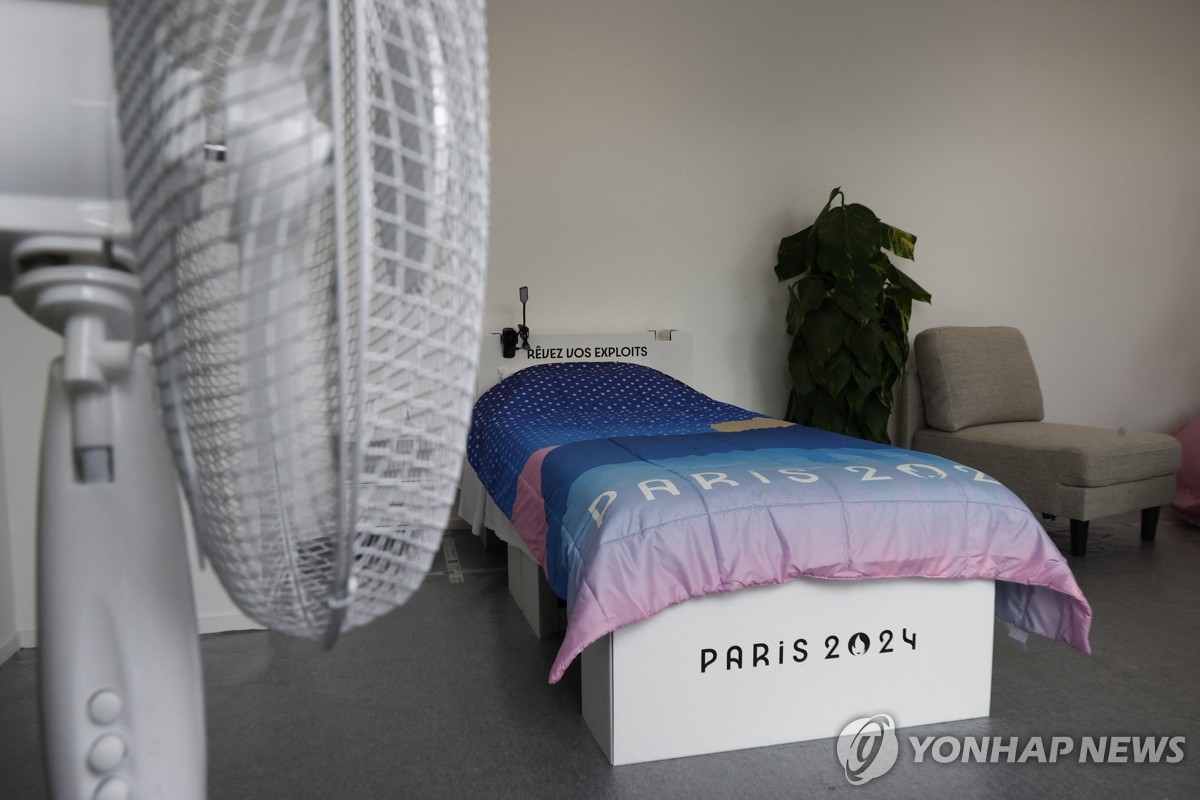萨尼亚：阿莫林愿意给博格巴机会，让他第三次为曼联效力
