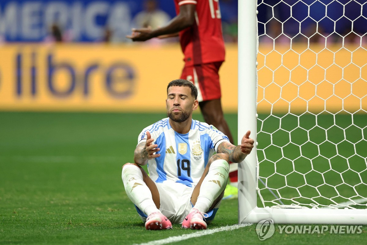 ⚽日职联战报：佐佐木翔建功 加藤陆次树头槌制胜 广岛三箭客场2-1磐田喜悦