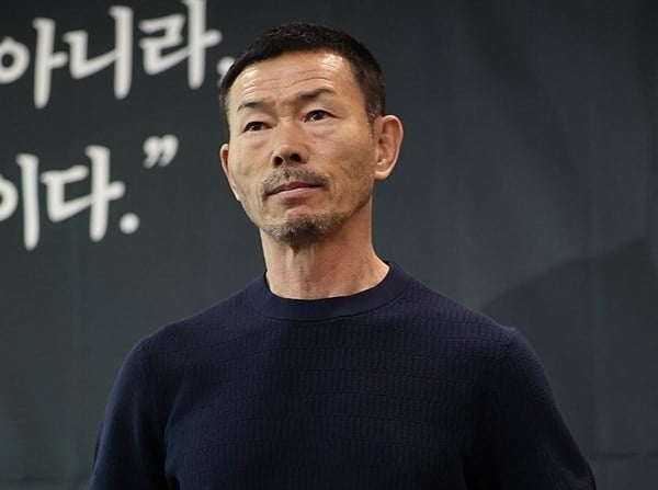 媒体人：阿不都沙拉木受伤时听到了脚掌骨头的声音